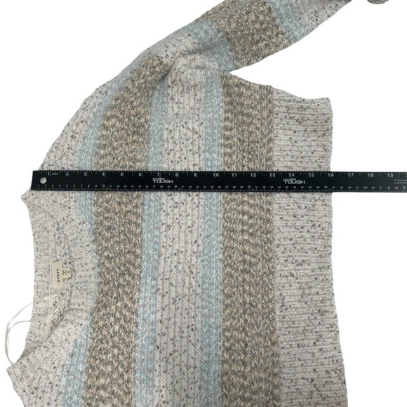 Debut Cropped Long Sleeve Sweater Size Small - Picture 7 of 9